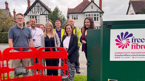 Pictured: Cllr Nathan Pardoe, Mike Dugine (Digital Sector Specialist), Hayley Owen (Head of Economic Growth), Gemma Davies (Director of Housing and Economy) with the Freedom Fibre team.