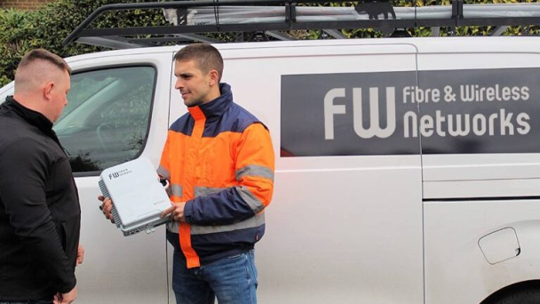 Hey!Broadband marks milestone in South East installations