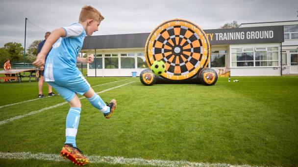Quickline boosts young footballers’ dreams with Hull City AFC