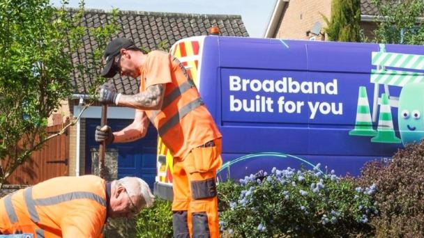 Quickline switches on 1,350 new homes in Gilberdyke